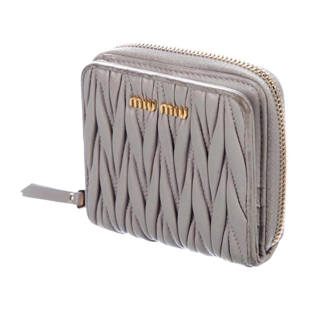 Miu Miu Matelass Compact Wallet - image 3
